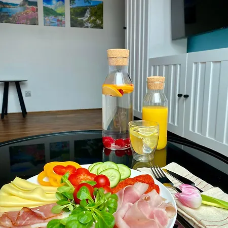 Dum U Mesta Milana - Sedm Dveri, Sedm Svetu Guest house *